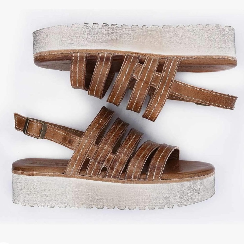 Bedstu Ensley Leather Platform Sandal